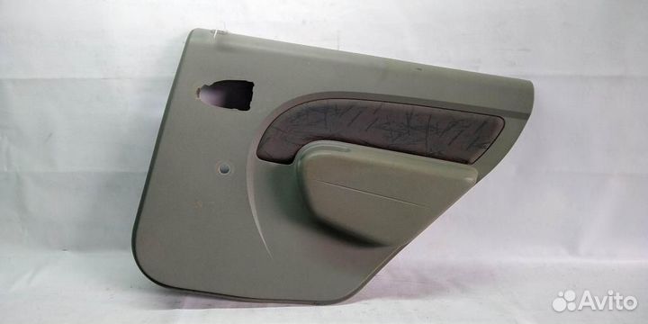 Обшивка двери км-т (карты) Renault Logan 1