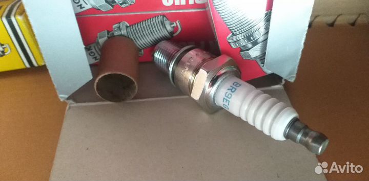 Оригинальная гоночная свеча Yamaha Yz-125