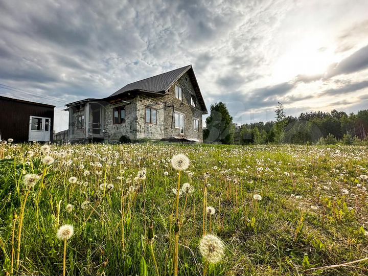 Дом 180 м² на участке 14 сот.