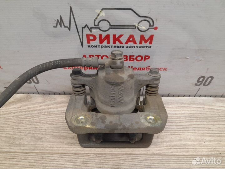 Суппорт тормозной задний правый Honda Stepwgn RF1