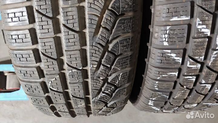 Pirelli Winter Sottozero 210 Serie II 215/55 R16 97H