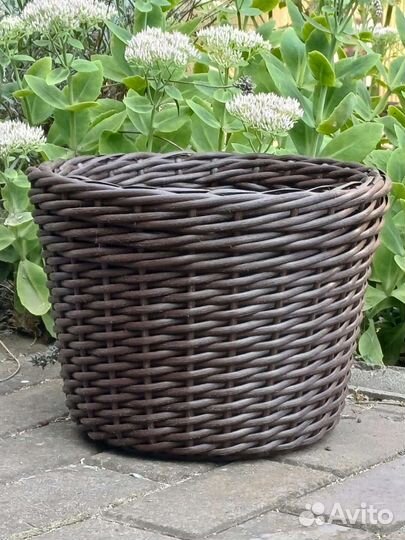 Кашпо из Ротанга