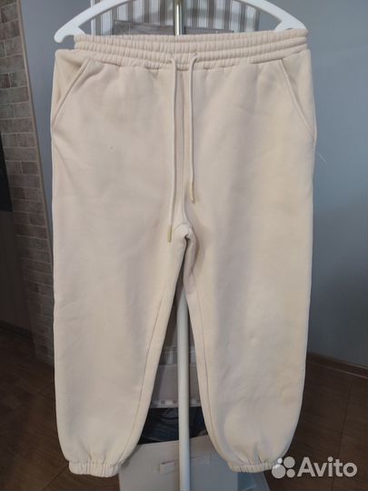 Спортивный костюм женский