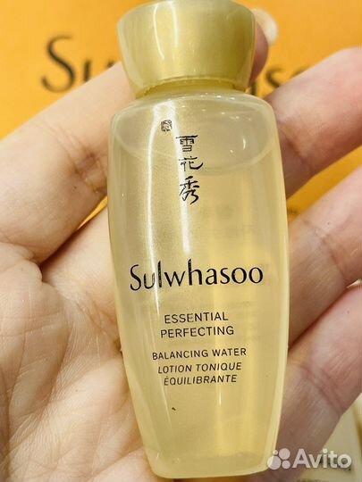 Sulwhasoo набор омолаживающих мини с женьшенем