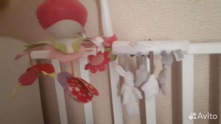 Мобиль на детскую кроватку