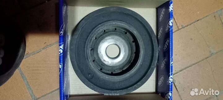 Шкив коленвала Рено Меган 2 1.4