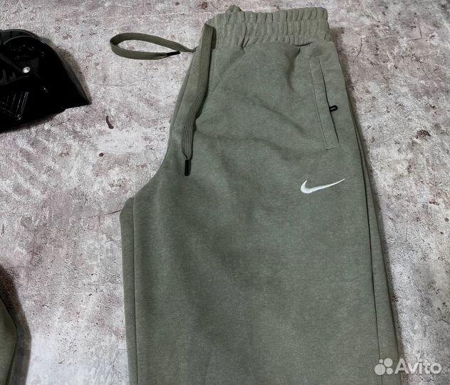 Спортивные костюмы Nike