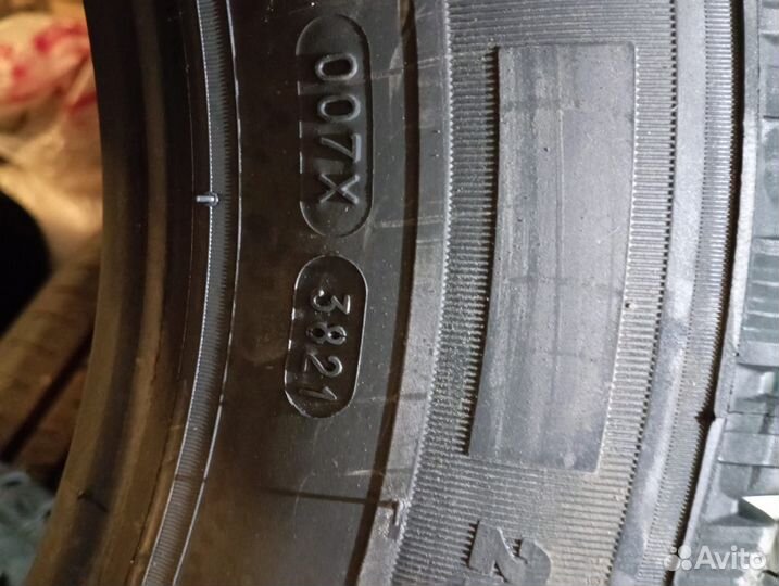 Michelin Agilis Alpin 215/70 R15C 109R