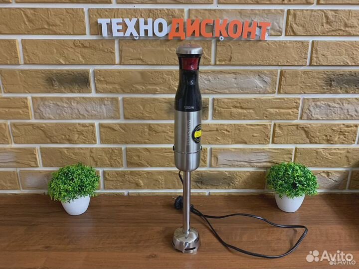 Погружной блендер redmond RHB-2979