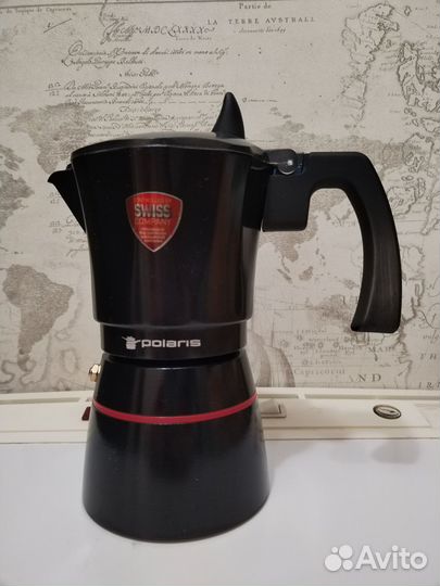 Гейзерная кофеварка Polaris новая
