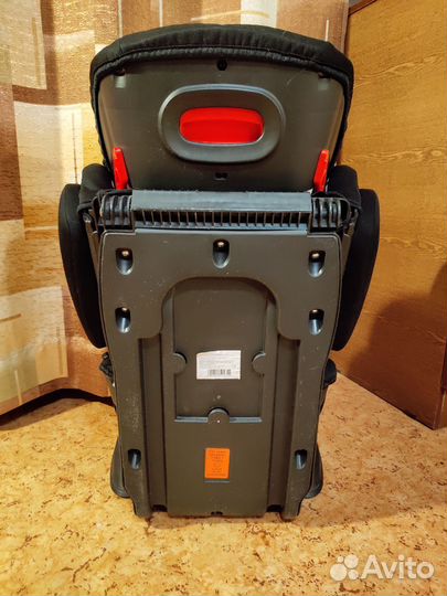 Автомобильное кресло Geburt