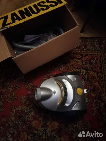 Пылесос Zanussi 1200W