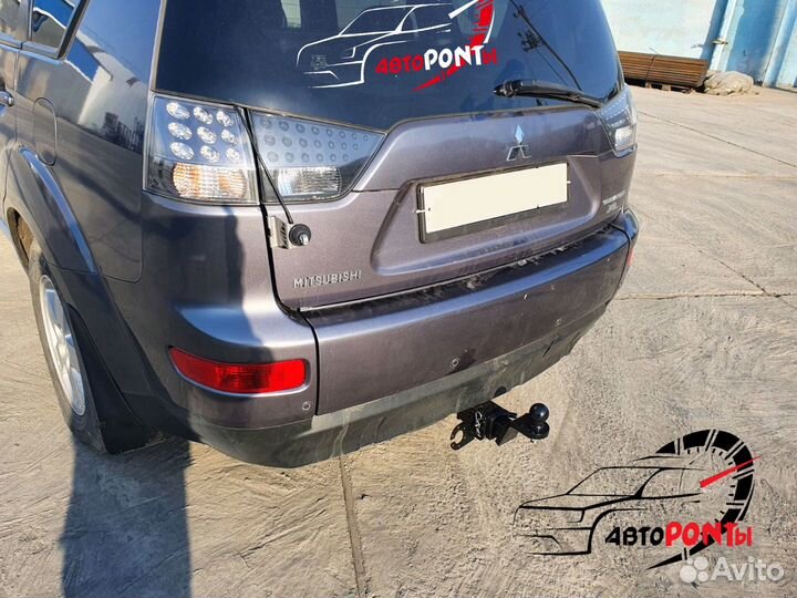 Фаркоп Mitsubishi Outlander XL под квадрат