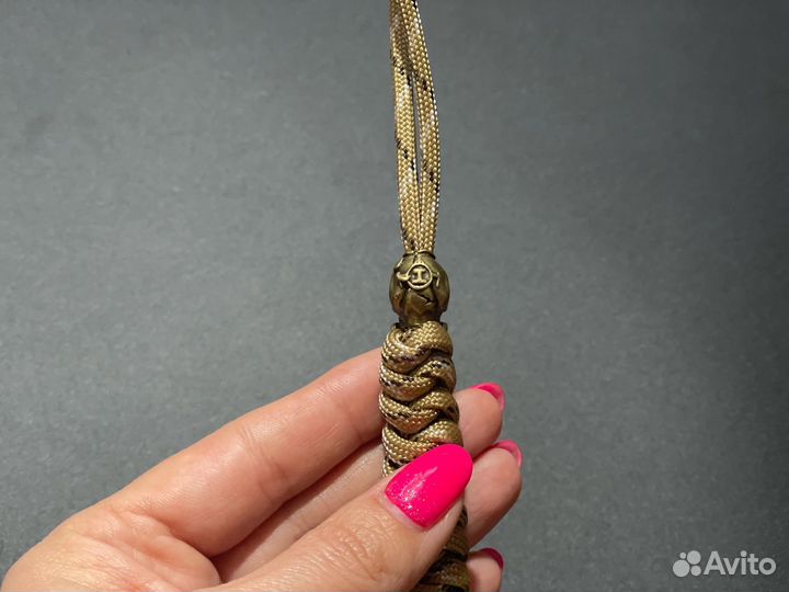 Темляк для ножа