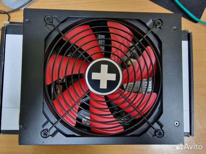 Блок питания Xilence 1050W 80 Plus Gold