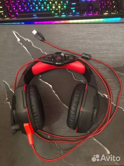 Проводные наушники real-EL