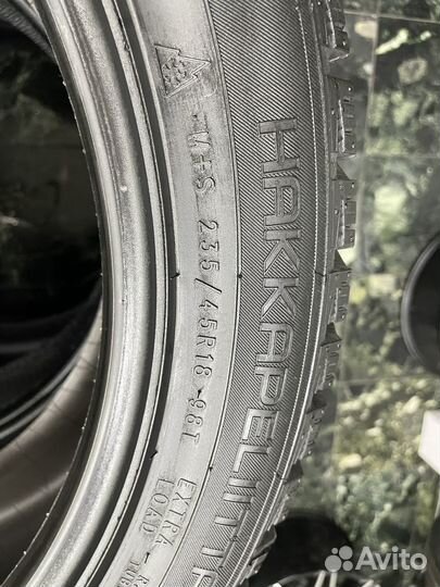 Nokian Tyres Hakkapeliitta R3 235/45 R18 98T