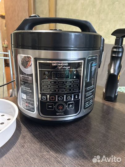 Мультиварка redmond