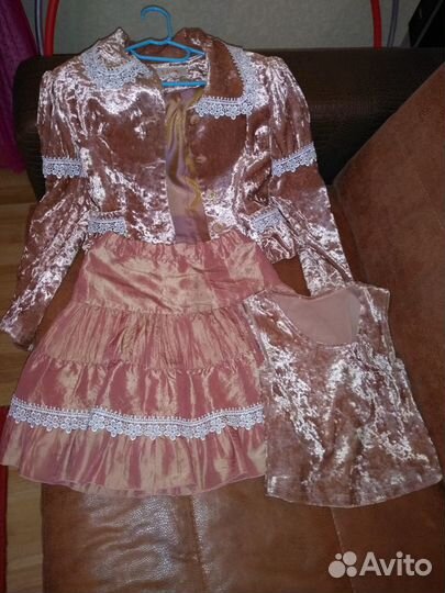 Нарядный костюм