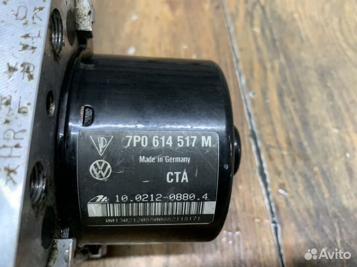 VW Touareg NF Блок ABS (насос)