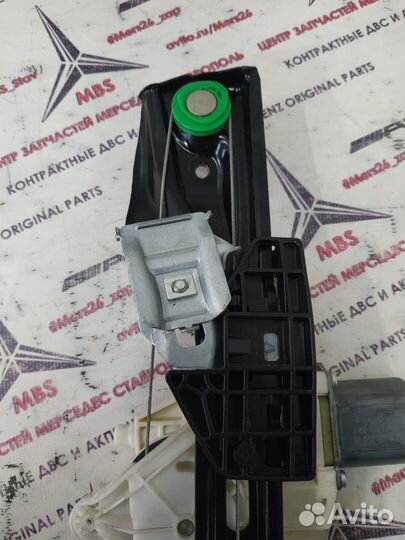 Стеклоподъемник w204 Mercedes задний левый
