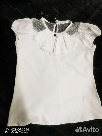 Блузка для девочки. 40. Новая
