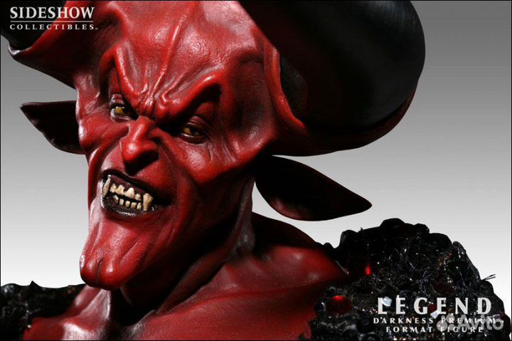 Sideshow Legend Lord of Darkness exclusive version