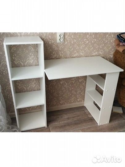 Стол компьютерный