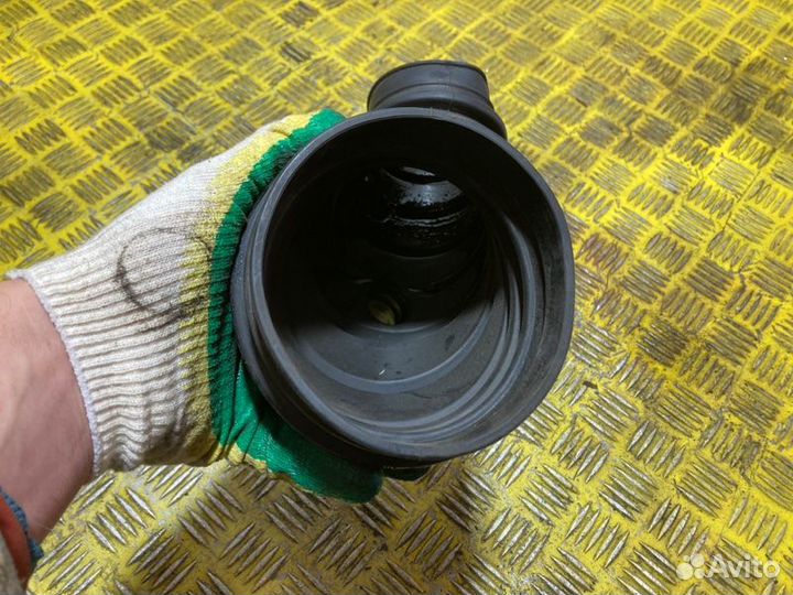 Всасывающий патрубок Man Tgl