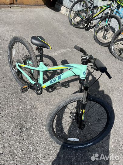 Велосипед GT Stomper ACE R24