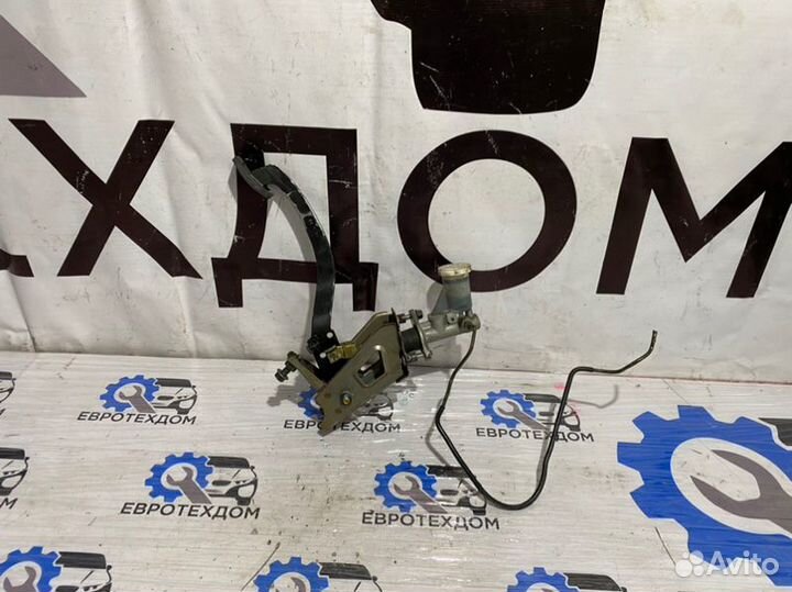 Педаль тормоза Mitsubishi Carisma седан 4G92-2-8Q