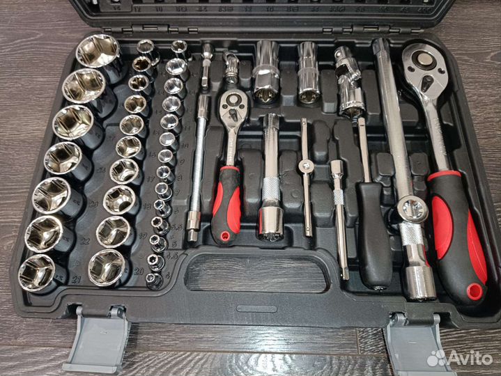 Набор инструментов 94, 82 предмета