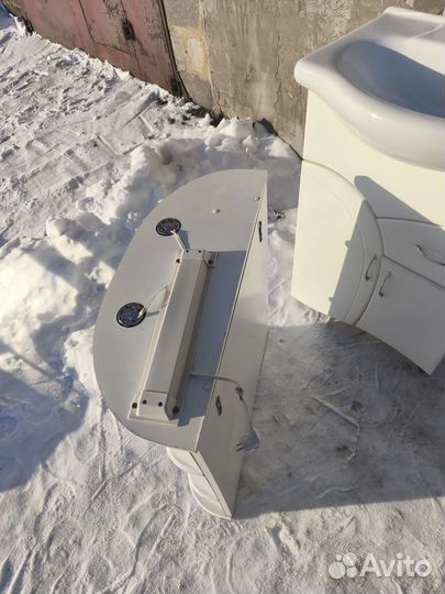 Тумба под раковину, раковина + зеркало