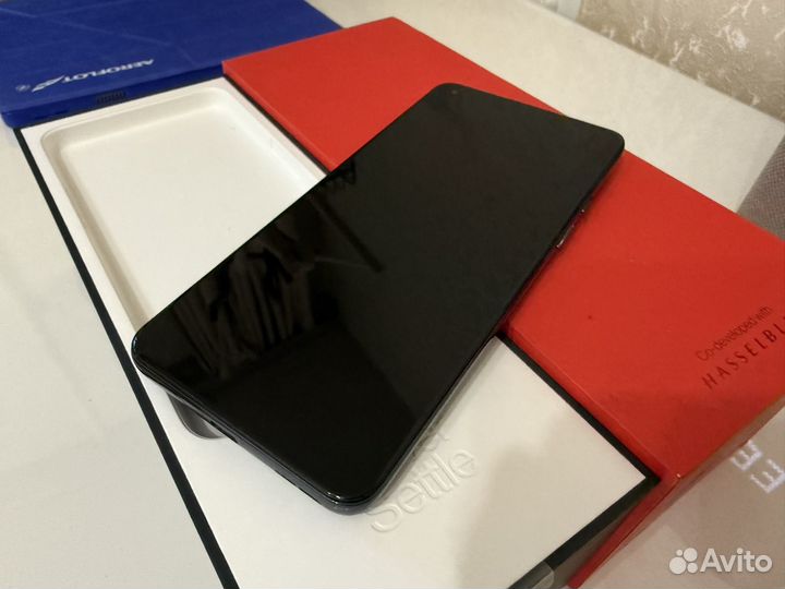OnePlus 9, 8/128 ГБ