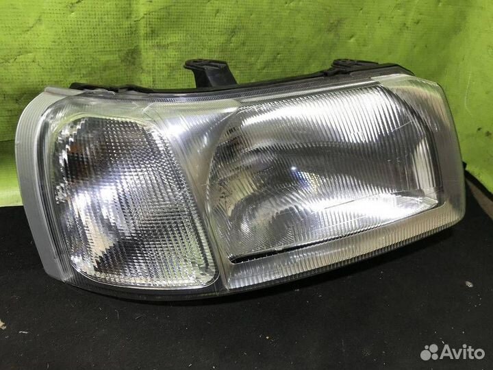 Фара правая галоген Land Rover Freelander 1 199