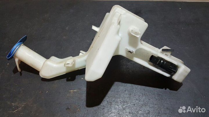 Бачок омывателя Volkswagen Passat CC 2.0 tfsi 2010