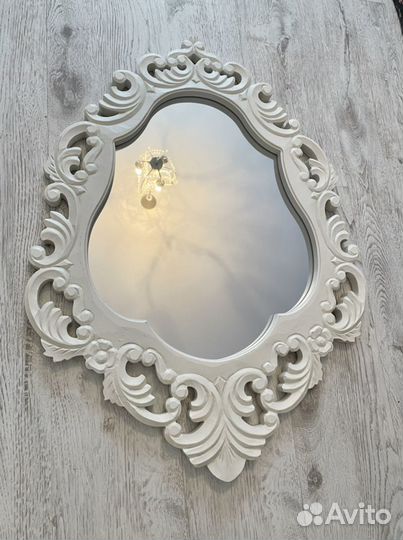 Зеркало интерьерное белое резная рама