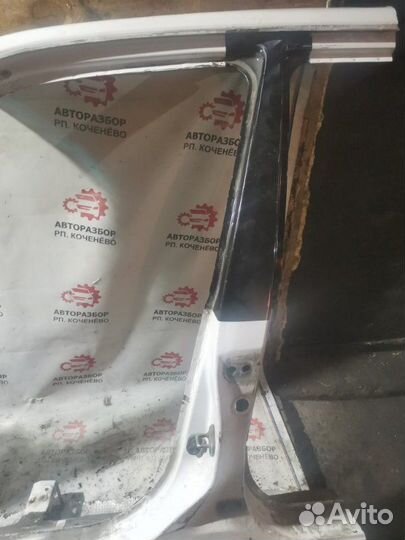 Центральная стойка кузова левая Toyota Corolla