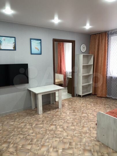 2-к. квартира, 43 м², 2/4 эт.