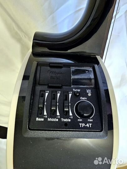 Классическая гитара с подключением Takamine GC2CE