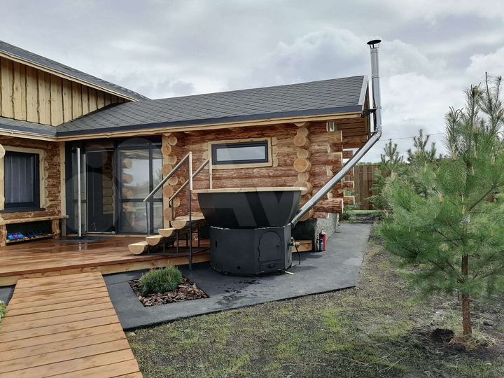 Дом 99 м² на участке 10 сот.