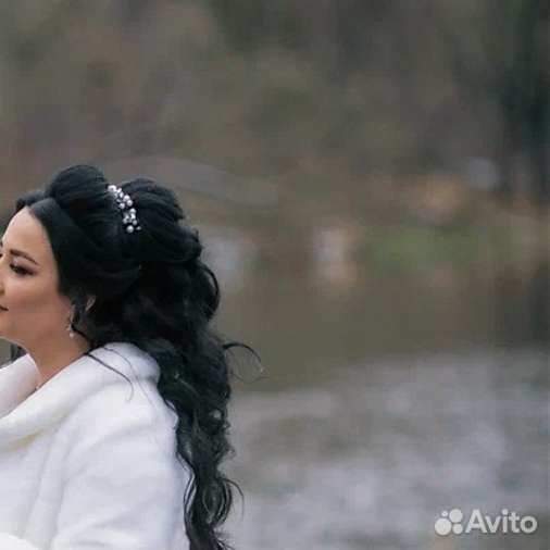 Шпилька и украшение для волос