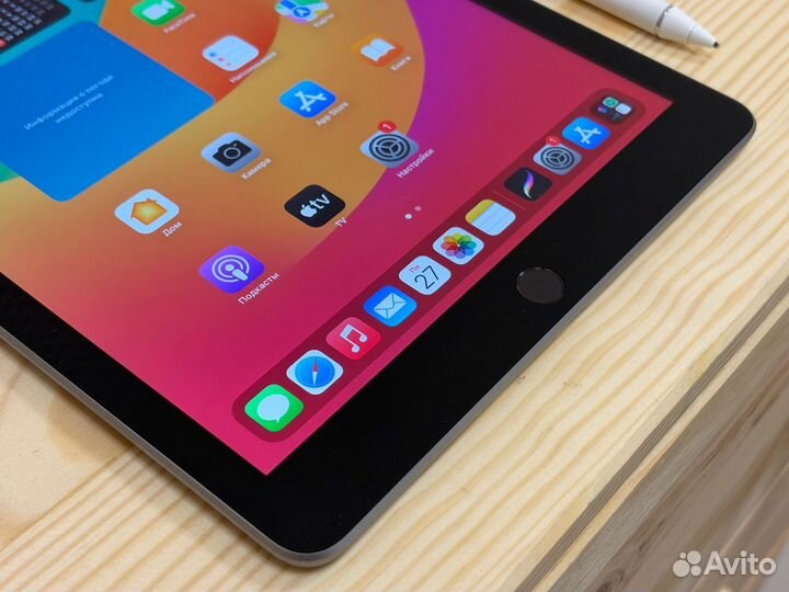 iPad 6 (2018, 32gb, Sim) + стилус