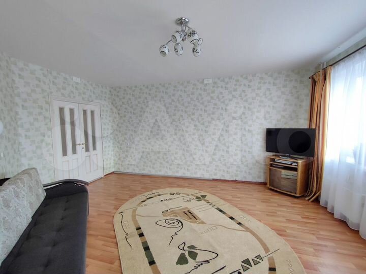 2-к. квартира, 78,2 м², 3/10 эт.