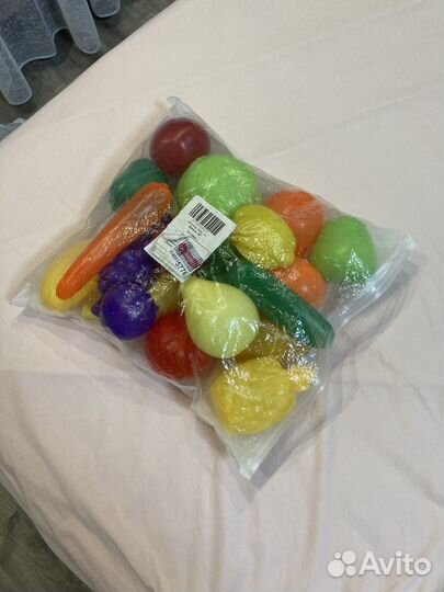 Пластмассовые овощи/фрукты