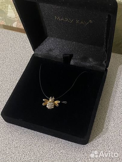 Украшение шмель mary kay