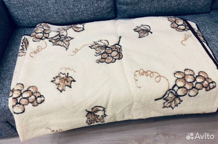 Одеяло из овечьей шерсти