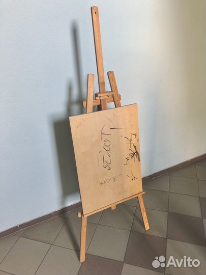Мольберт для рисования с планшетом б/у