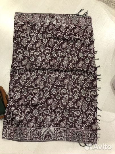 Женские шарфы, платки, шапка пакетом