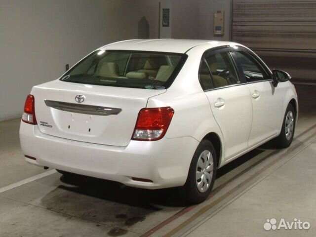 Toyota Corolla Axio 1.3 CVT, 2013, 110 000 км